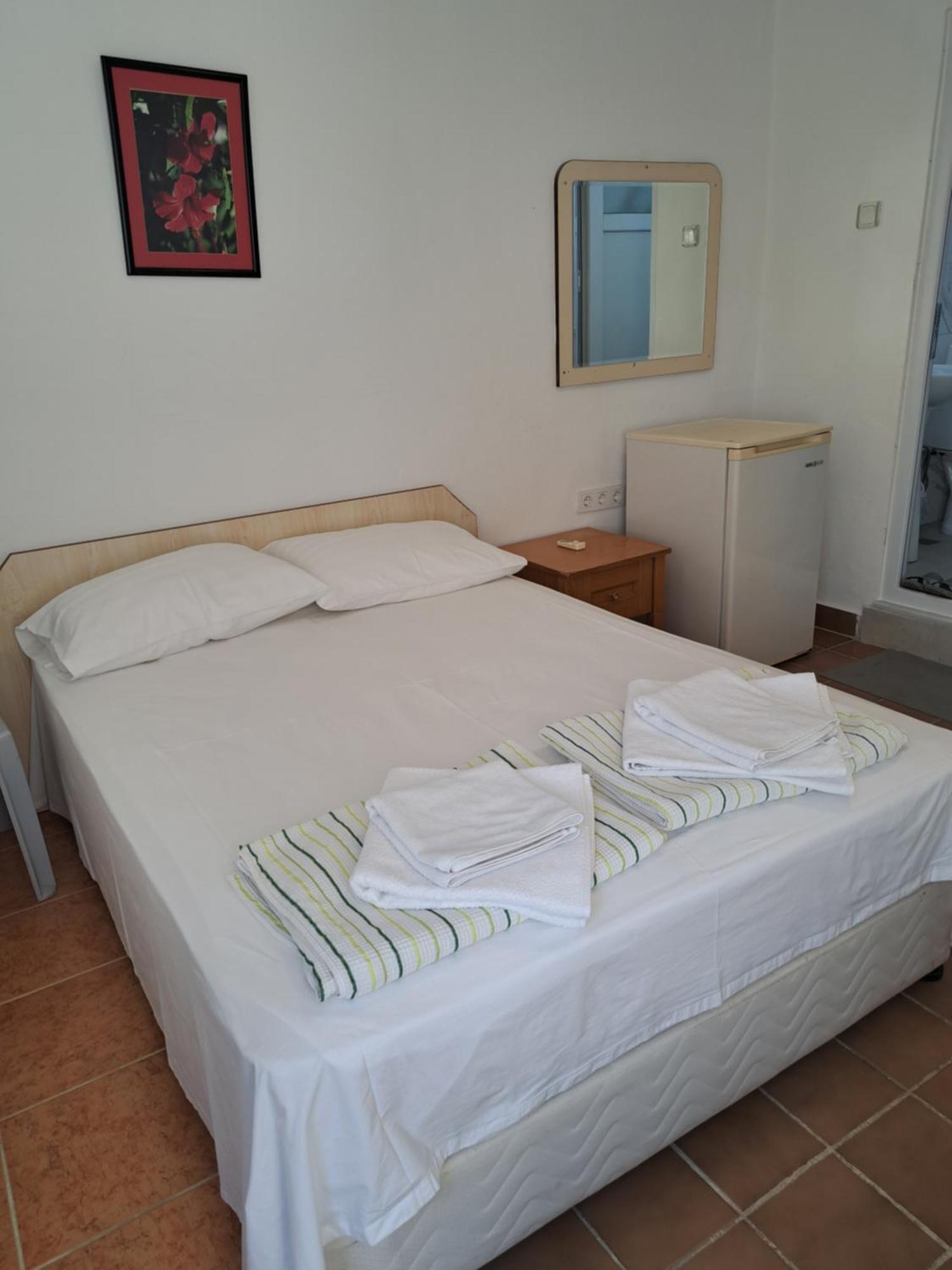 Martili Villa Lara Antalya Habitación foto